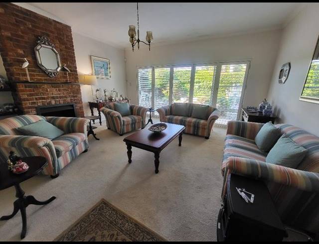 3 BEDROOM TOWNHOUSE FOR SALE IN SUNRIDGE PARK